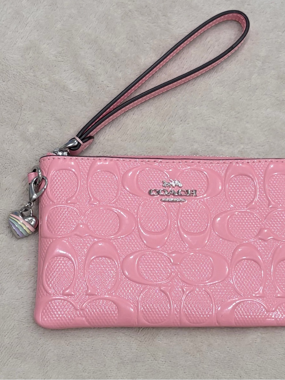 Coach powder Pink Patent Signature Wristlet with Charm - Picture 3 of 5